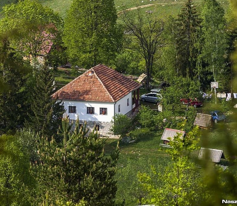 Hotel Etno Domacinstvo Saponjic à Nova Varoš Extérieur photo